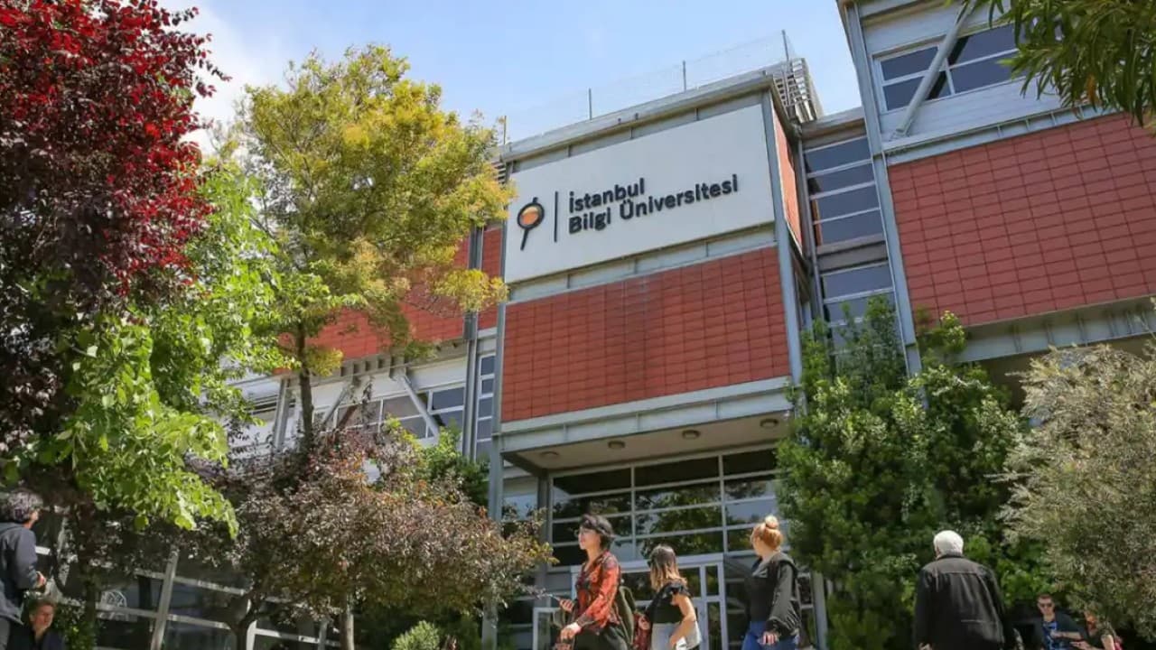 Vakıf Üniversitesinin Kapatılma Süreci ve Garantör Üniversite Uygulaması