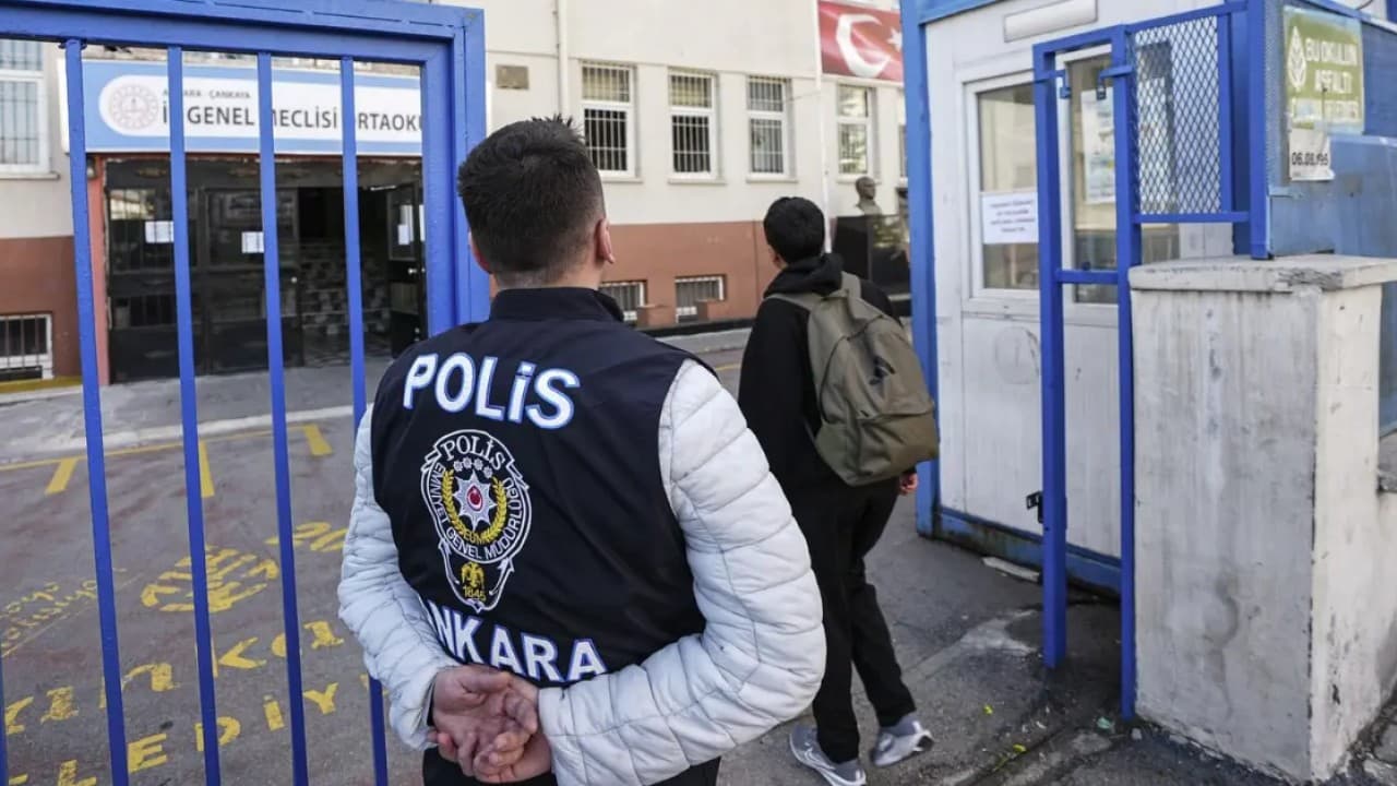 Okul Güvenliği İçin Yeni Düzenlemeler: İçişleri Bakanlığı Hedefleri