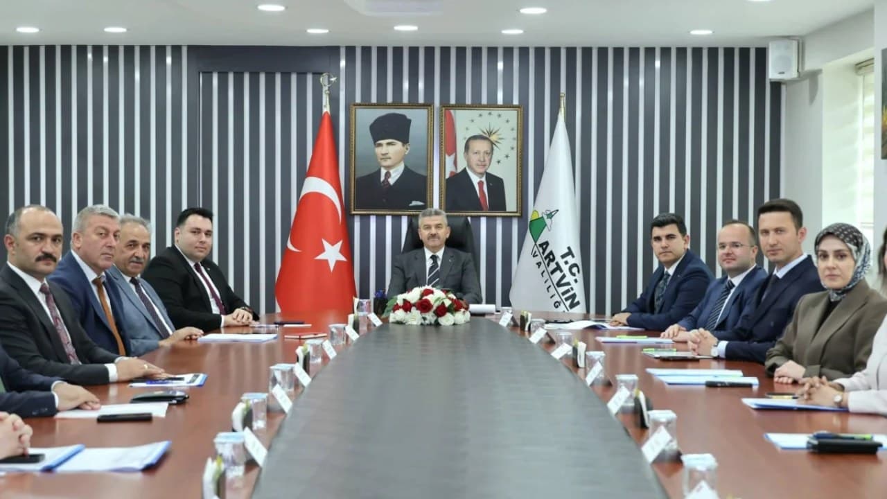 Artvin'de KÖYDES Projesi Toplantısı: 184 Milyon TL Ödenek Ayırıldı