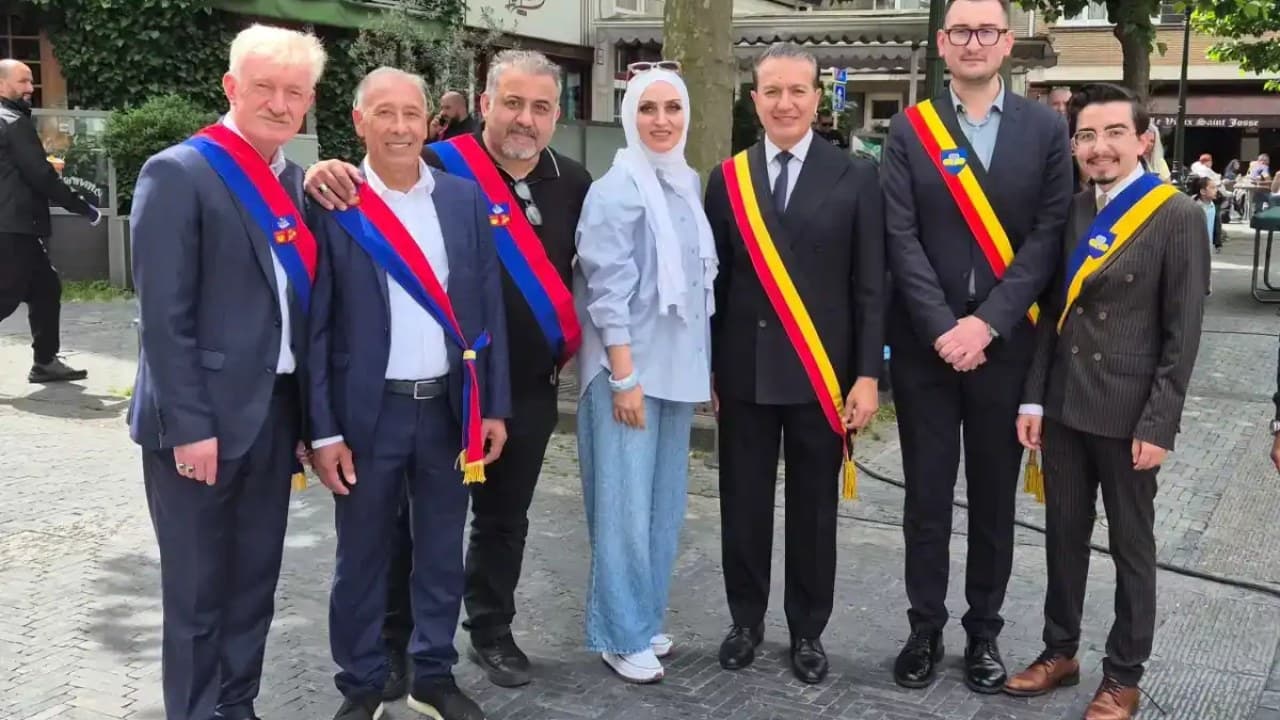 Saint-Josse'taki Chaussée de Louvain Braderisi'nde Kültür Buluşması