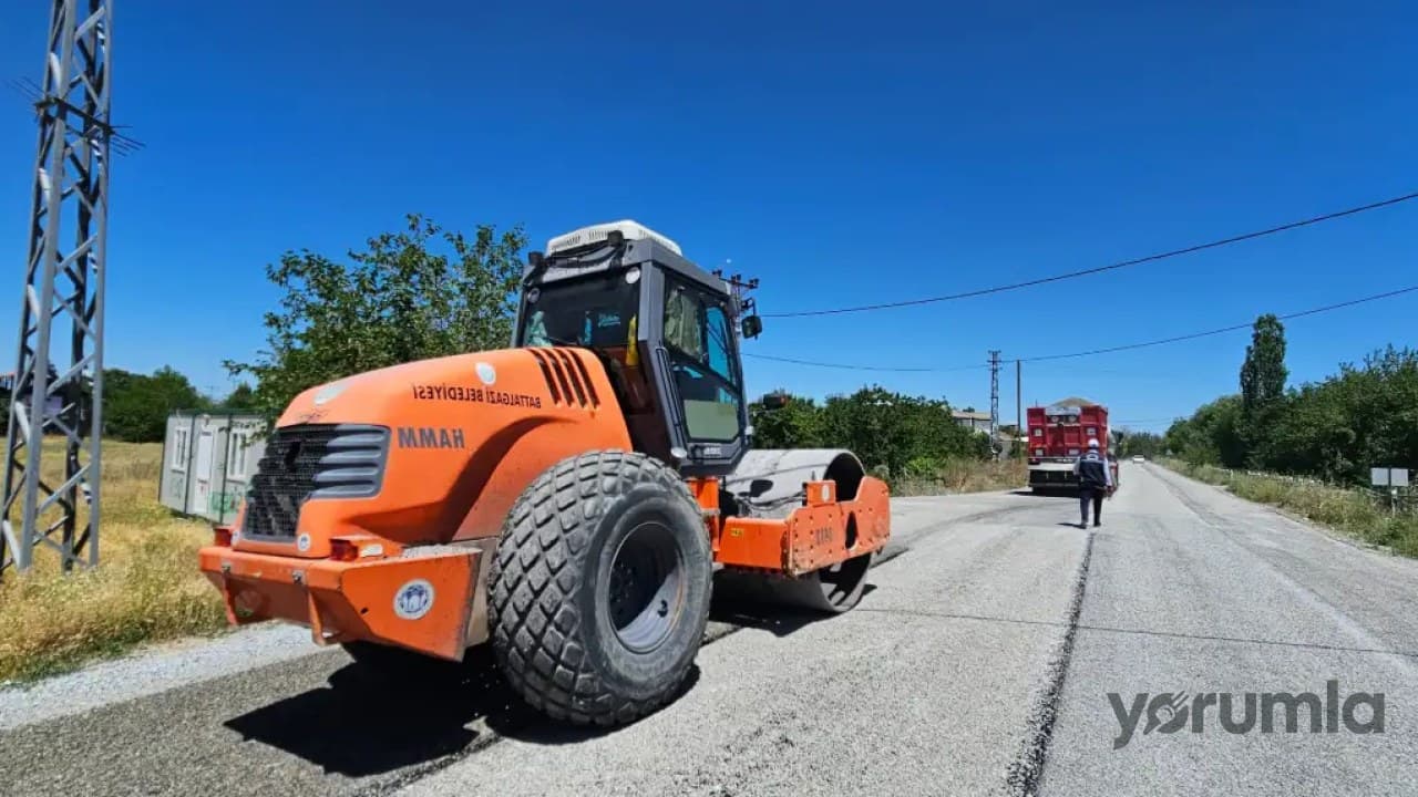 Malatya'da Ulaşım Altyapısı İçin Asfalt Yenileme Çalışmaları Devam Ediyor