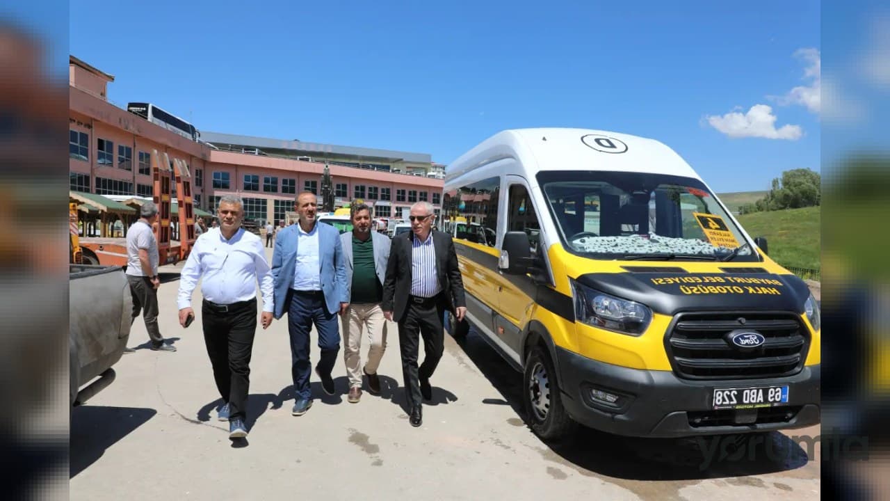 Bayburt Belediyesi 79 Milyon TL'lik Yeni Araçlarla Filoyu Güçlendirdi