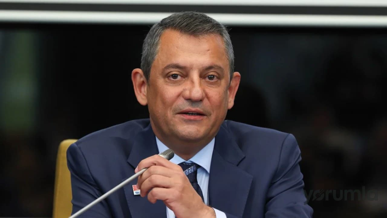 CHP Grup Başkanı Özel: Mutlak butlan sonrası 15 ili ziyaret etti, yeni parti seçeneği gündemde