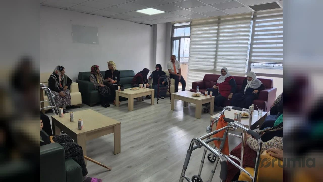 Kars’ta Açık Kapı ekipleri huzurevini ziyaret etti: Talep ve öneriler dinlendi