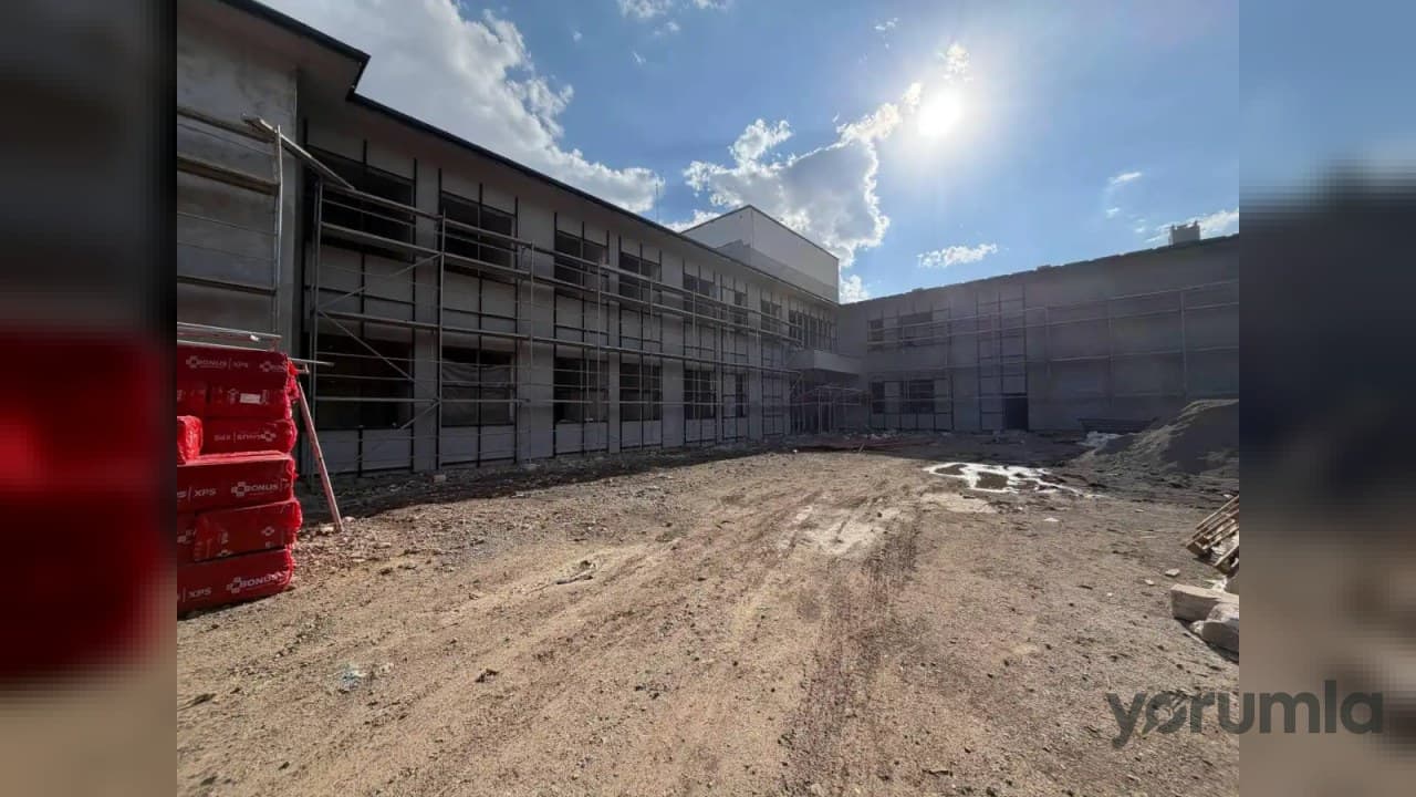 Susuz’da 10 yataklı Kazım Karabekir İlçe Entegre Devlet Hastanesi inşaatı incelendi