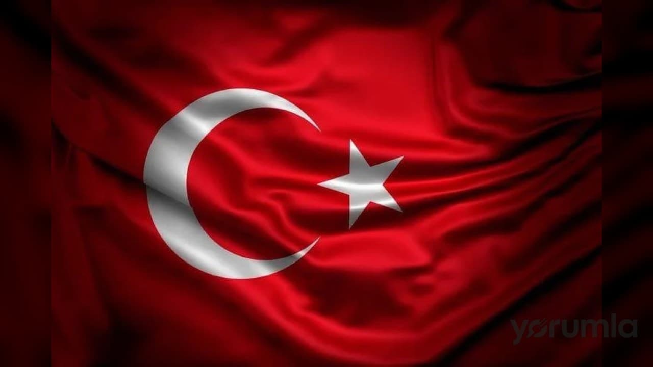 Sakarya’da “evine, işyerine bayrak as” çağrısı karşılık buldu