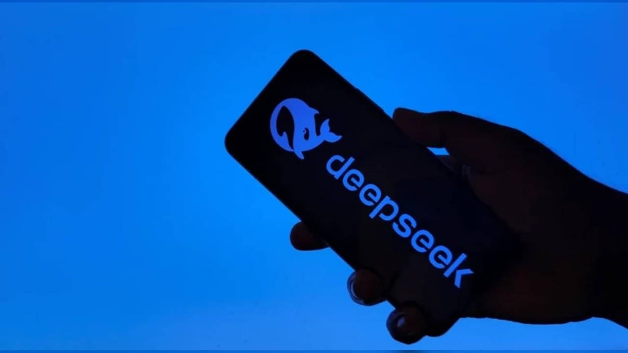 DeepSeek gelirde büyürken 715 milyon yuan net zarar açıkladı