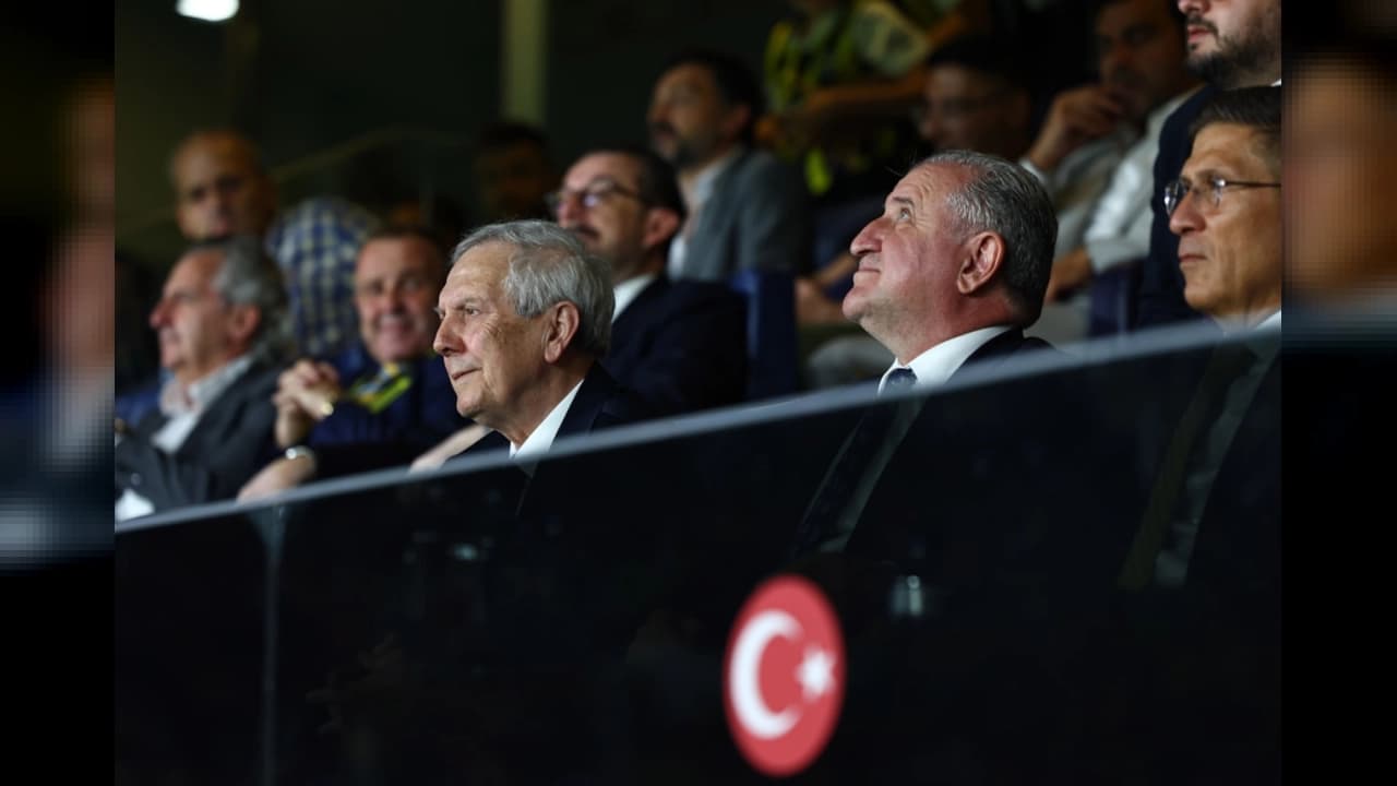 Fenerbahçe, transferin mali ayağında 89.5 milyon Euro’luk rahatlama sağladı