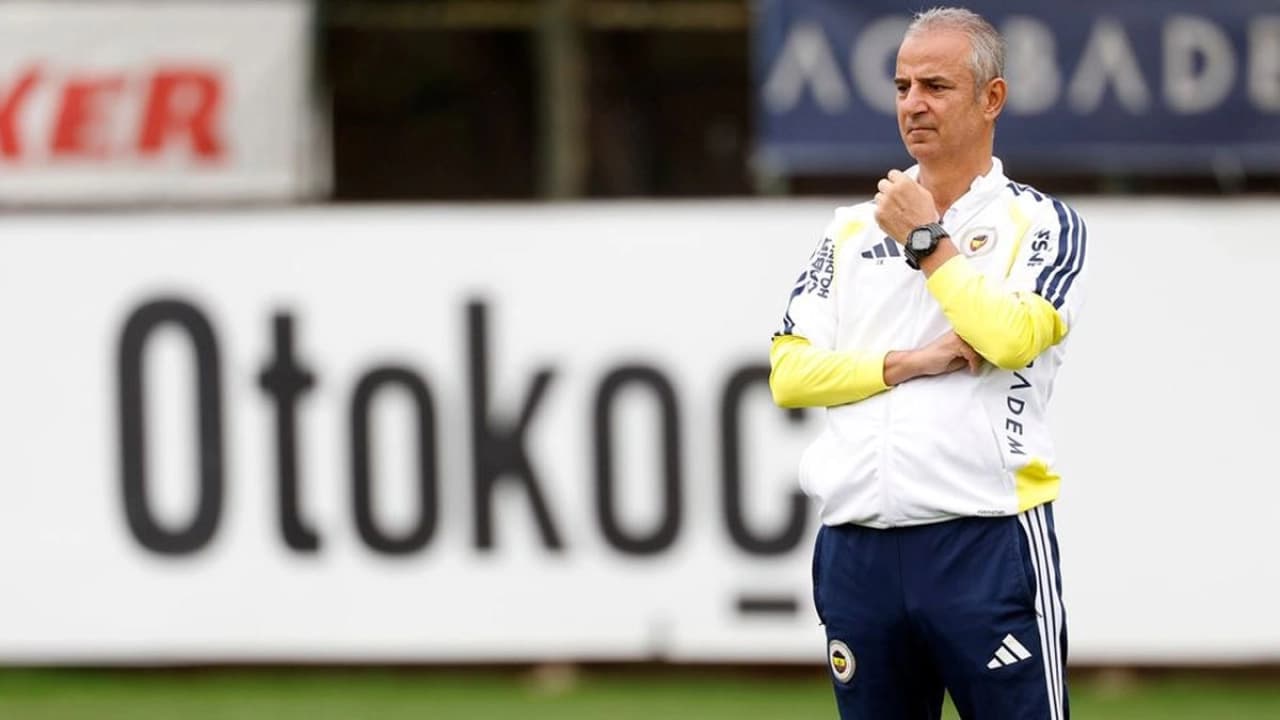 Fenerbahçe'de Gaziantep FK Maçı Sonrası Kritik Mesai: İsmail Kartal Yönetiminde Çift Kale