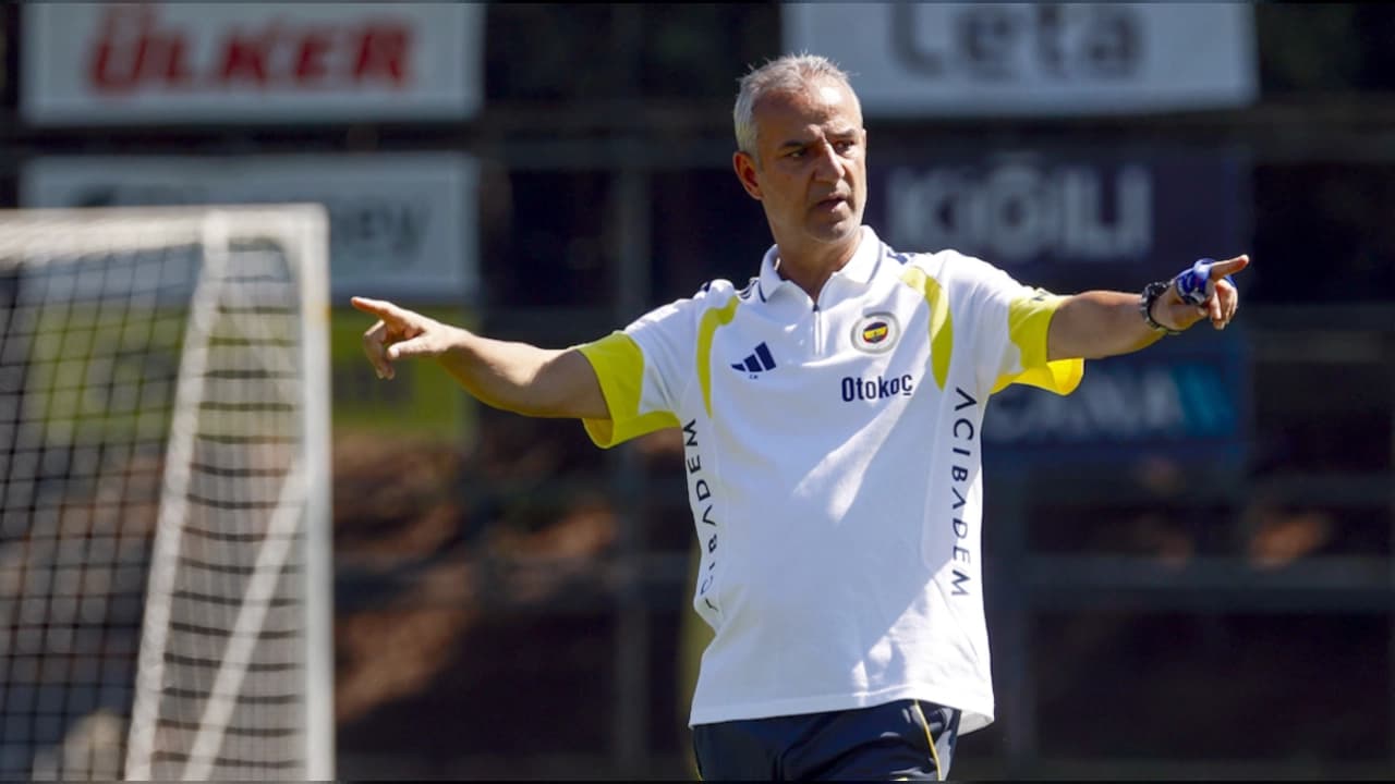 Fenerbahçe'de Kriz Büyüyor: İsmail Kartal Tartışmaların Odağında