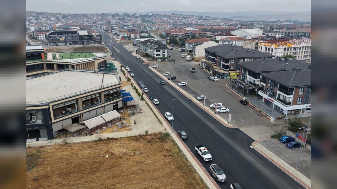 Bursa Büyükşehir Belediyesi’nden İnegöl’e Dev Ulaşım Yatırımı: Asfalt Çalışmaları Sürüyor