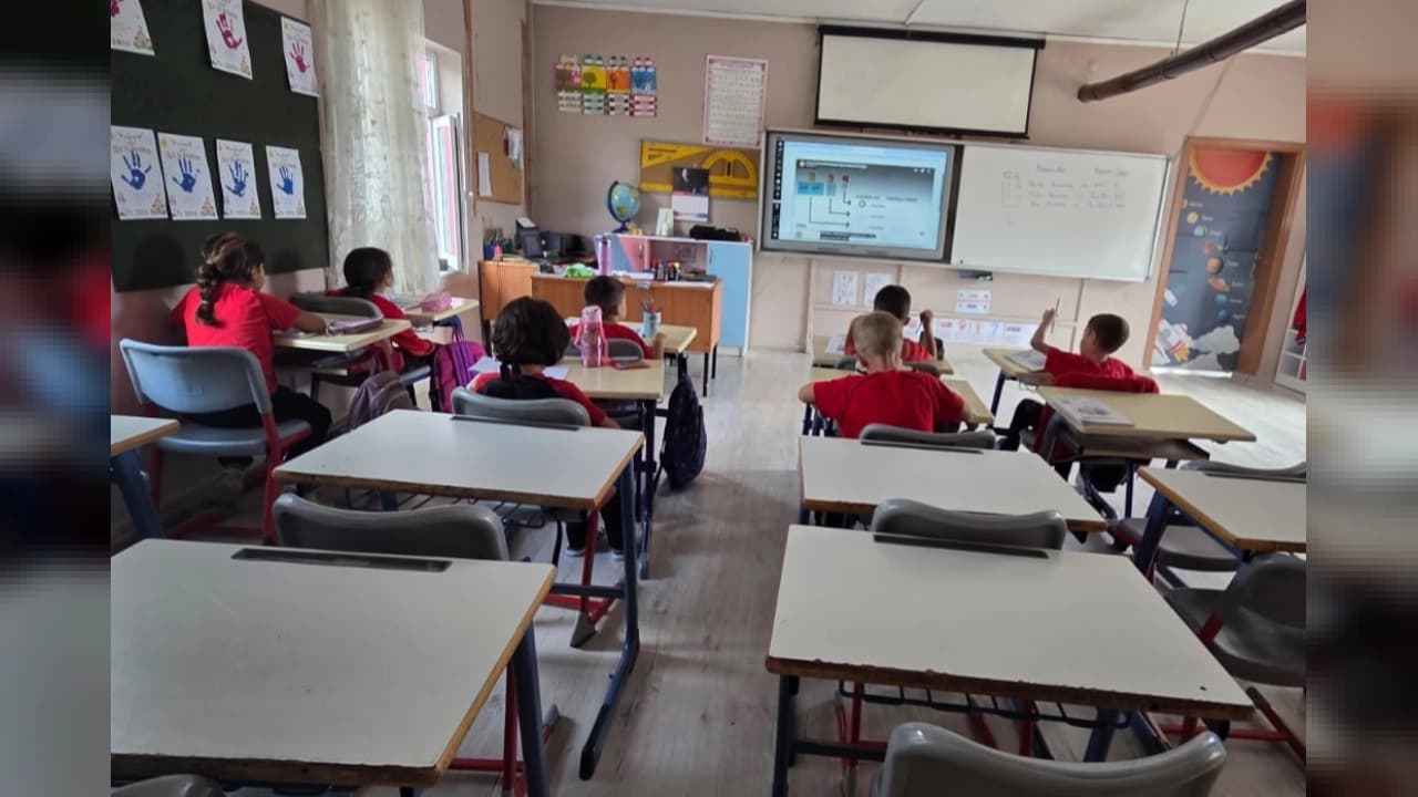 Çağdaş Eğitim Kooperatifi’nden Bursa’da Eğitime Destek Hamlesi