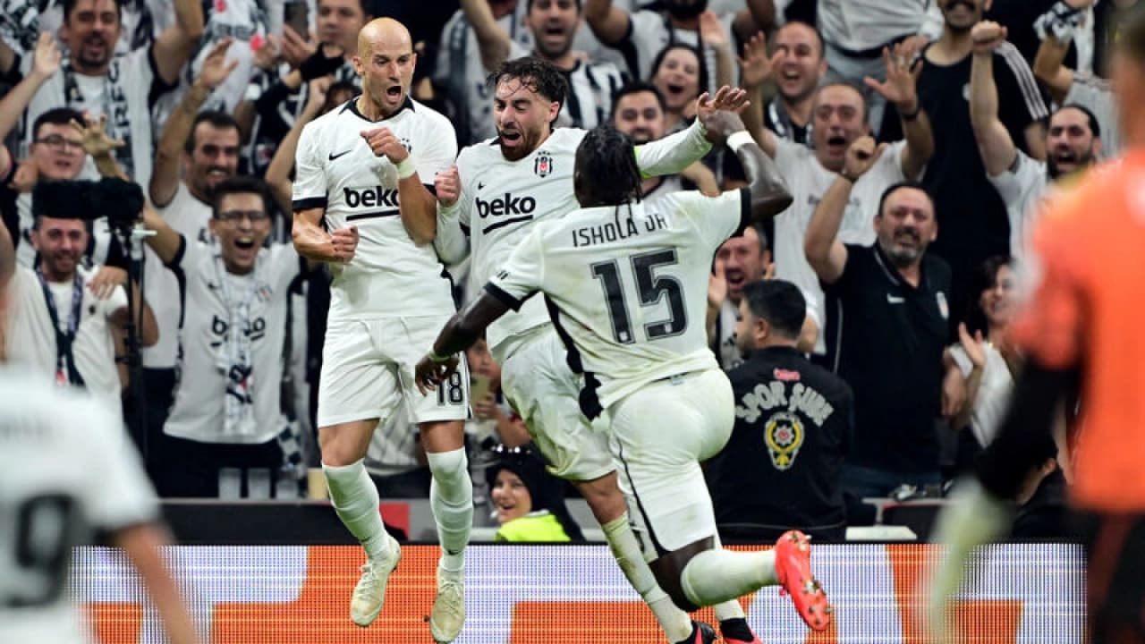 Beşiktaş UEFA Avrupa Ligi'ne Farklı Başladı: Marsilya'yı 4-1 Yendi