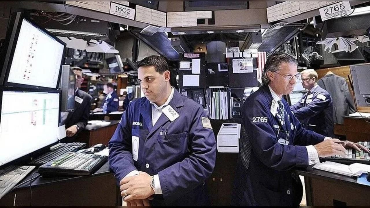 Küresel Piyasalar Enerji Düşüşüyle Yükselişte: Fed, BoE ve BoJ Kararları Odakta