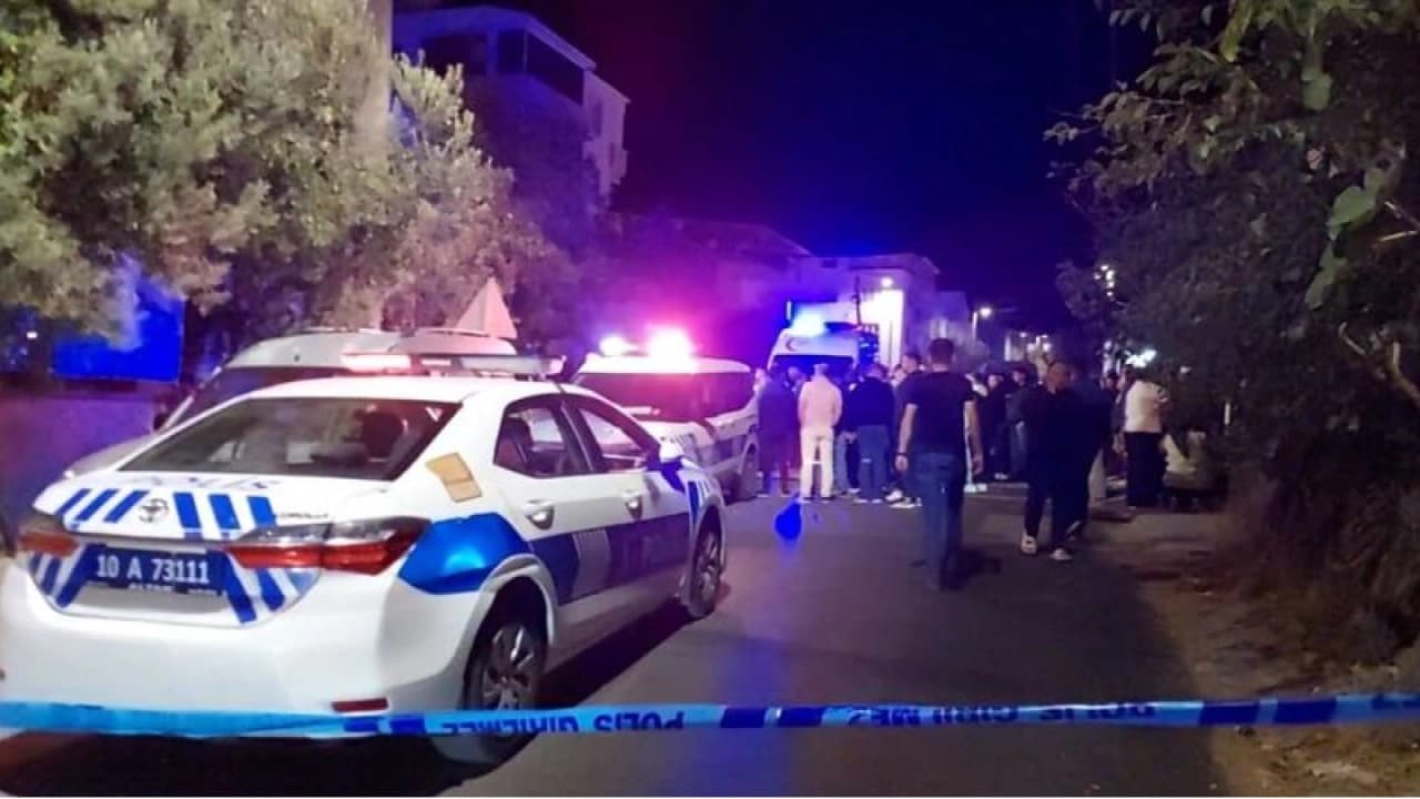 Balıkesir'de Cami Çıkışı Silahlı Saldırı: 66 Yaşındaki Adam Hayatını Kaybetti