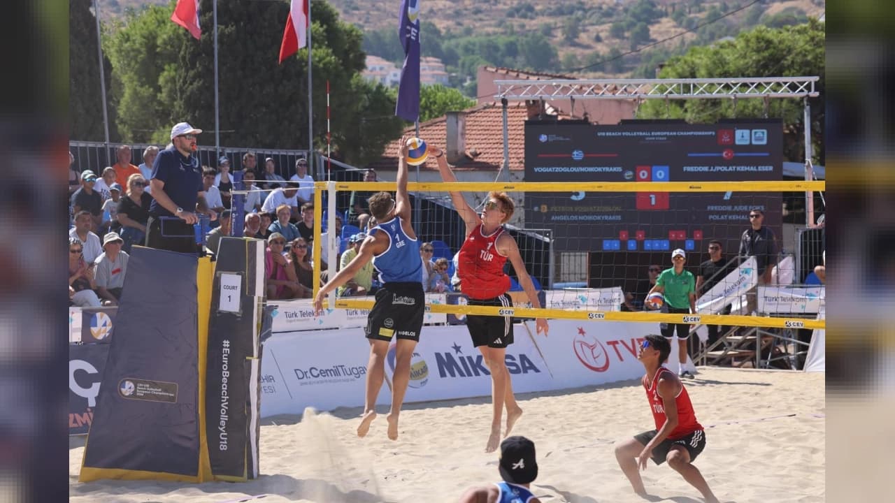 Foça'da 2026 CEV U18 Avrupa Plaj Voleybolu Şampiyonası'nda Yarı finalistler Belli Oldu