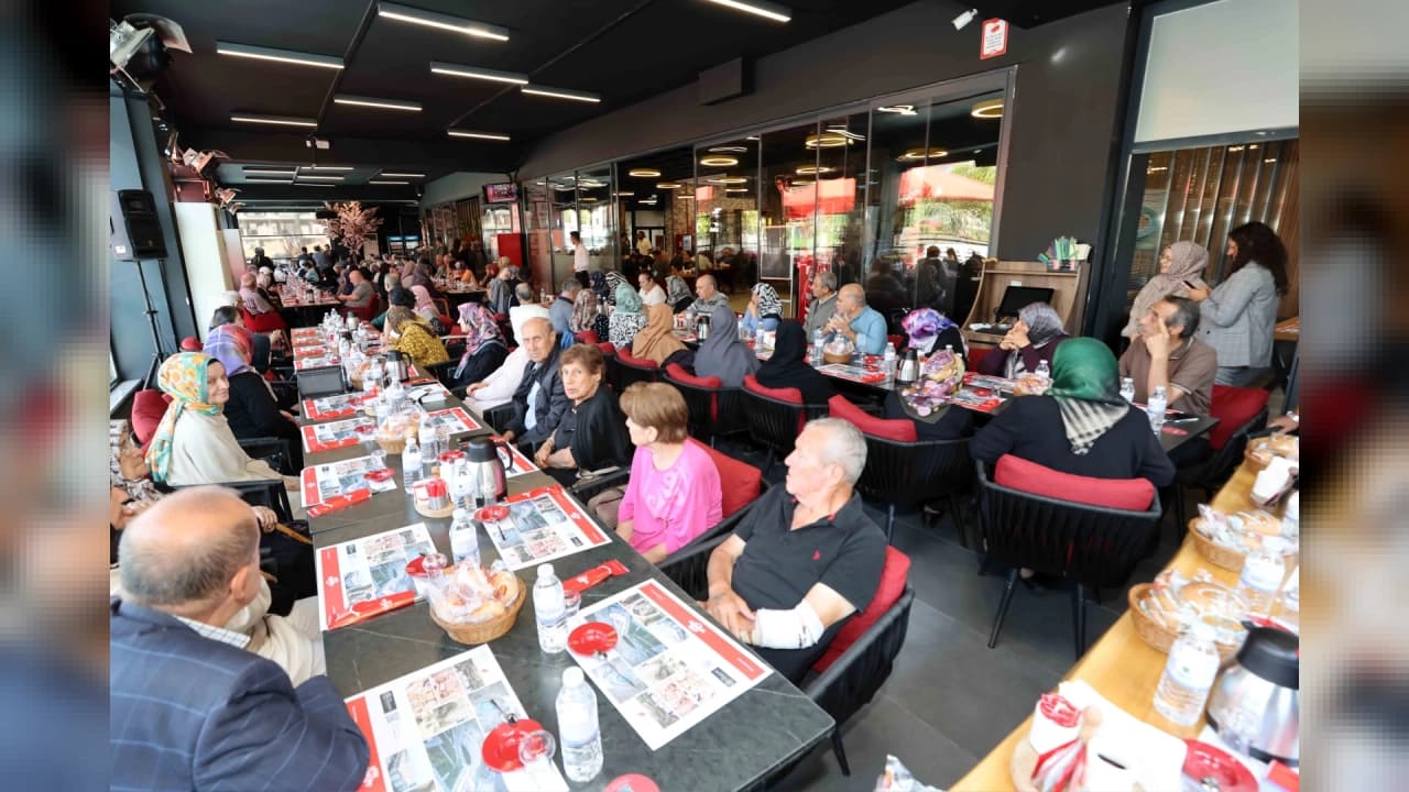 Konya'da 21 Eylül Dünya Alzheimer Günü Buluşması: Karatay'dan Örnek Sosyal Proje