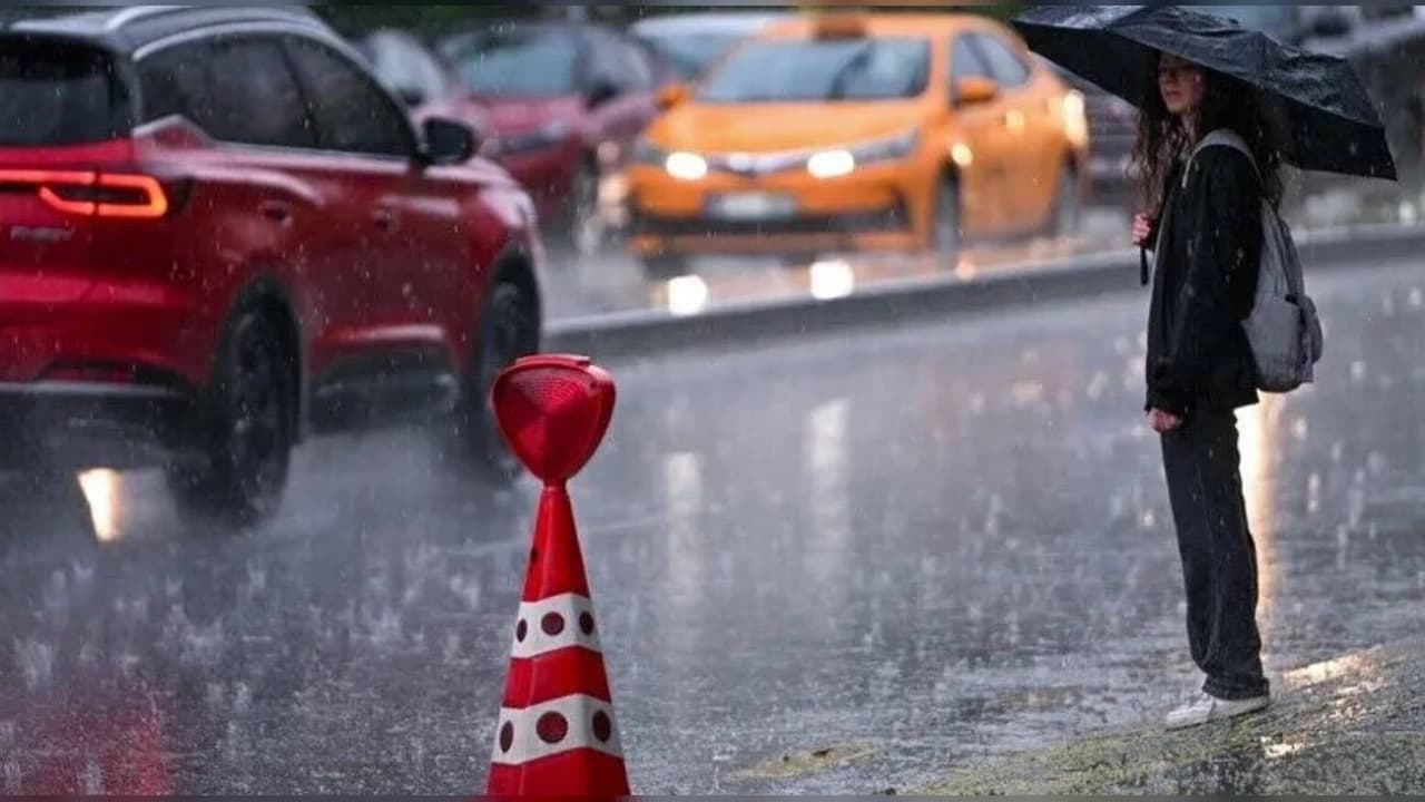 Marmara ve Batı Karadeniz İçin Kuvvetli Yağış ve Sel Uyarısı
