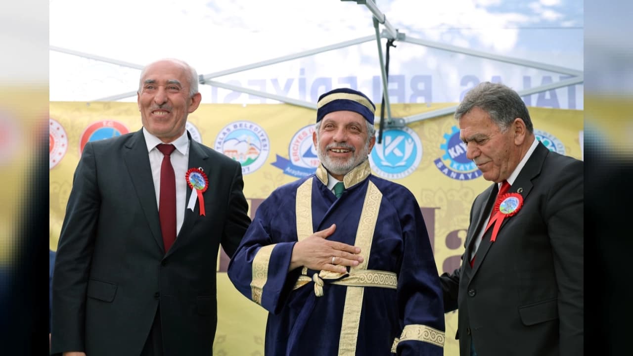 Talas Belediye Başkanı Mustafa Yalçın’a Ahilik Özel Ödülü Verildi
