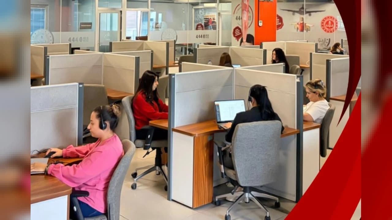 Velilere MEBİM Kolaylığı: Okul Randevu Sistemi Artık 7/24 Telefonla Hizmet Veriyor