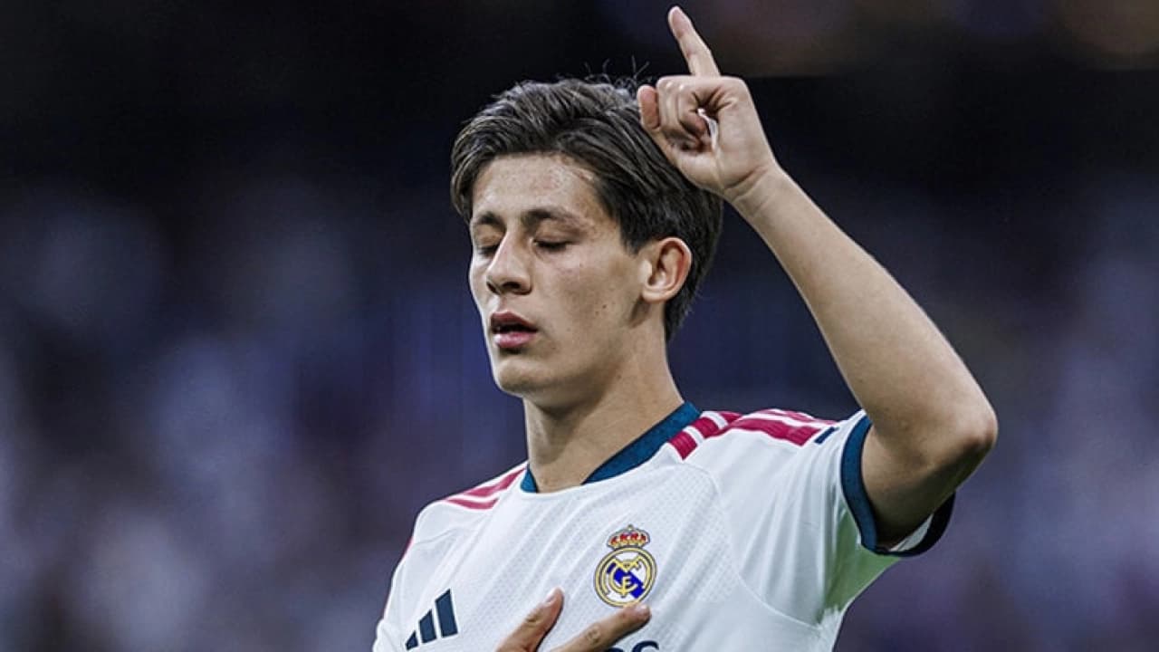 Real Madrid Derbide Yıkıldı: Mourinho'ya Eleştiri Yağmuru!
