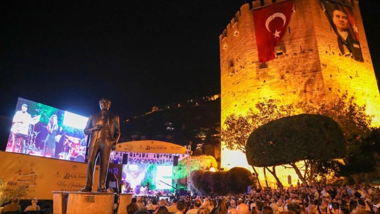 Alanya'da 20. Uluslararası Caz Festivali Coşkusu: Tarihi Kızılkule'de Unutulmaz Dört Gün