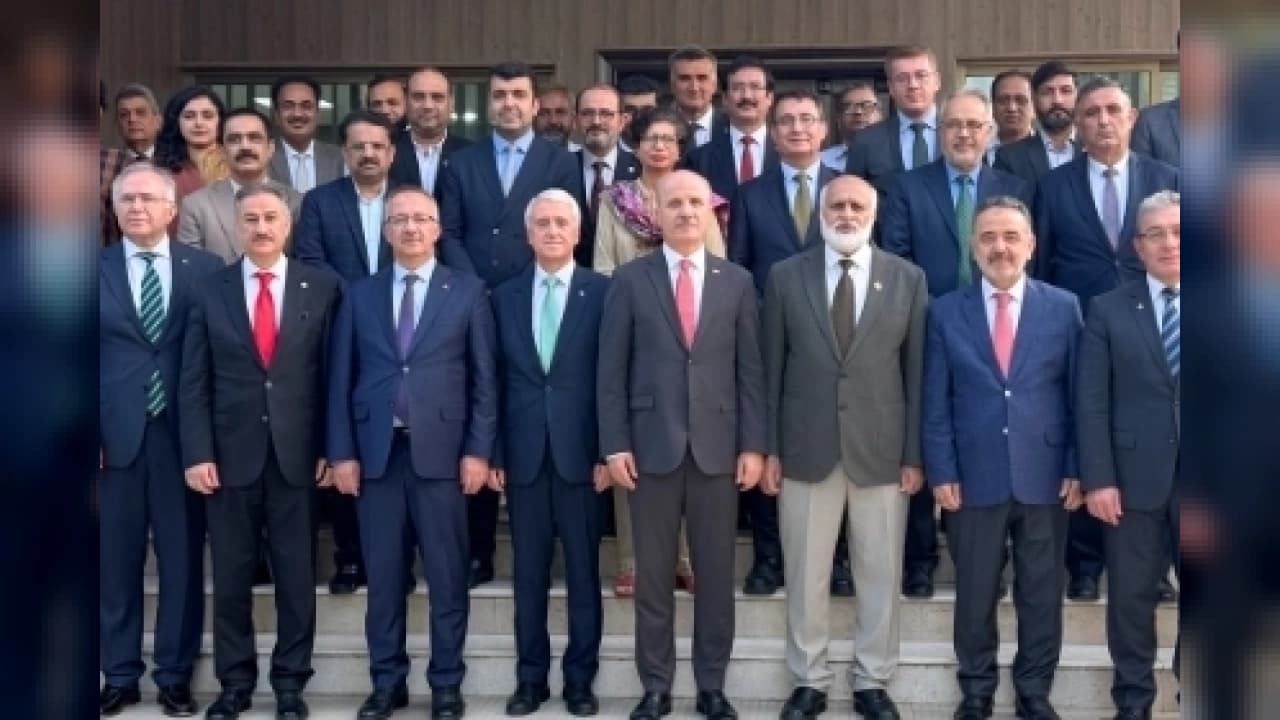 YÖK Başkanı Erol Özvar'dan Pakistan Çıkarması: 30'u Aşkın Akademik İş Birliği Anlaşması İmzalandı
