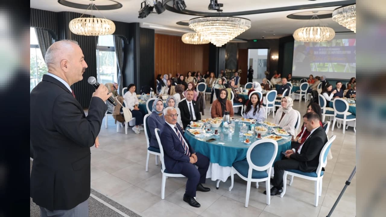 Gebze'de Kitap Seferberliği: Okur Projesi Yeni Dönemde Büyüyor