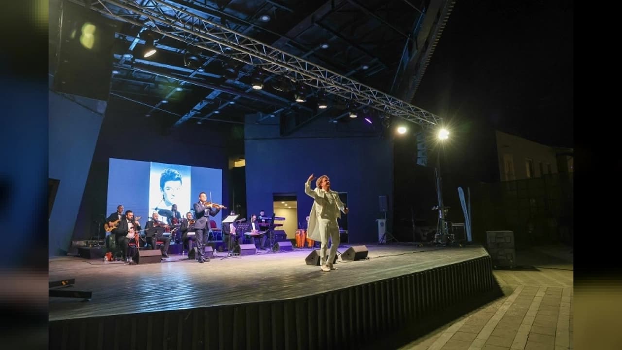 Sanat Güneşimiz Zeki Müren Vefatının 30. Yılında Bodrum'da Anıldı