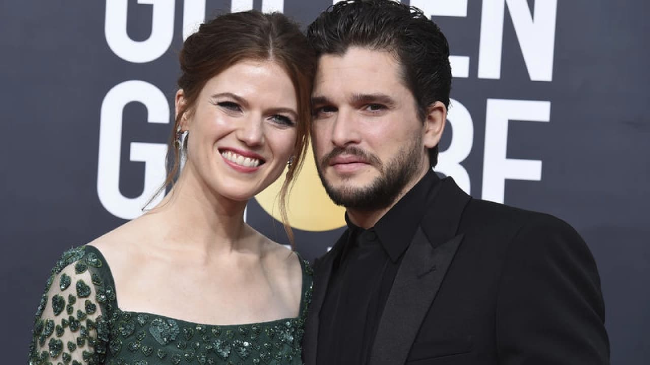 Game of Thrones Yıldızı Kit Harington, Eşi Rose Leslie'nin 500 Yıllık Şatosunu İflastan Kurtarıyor