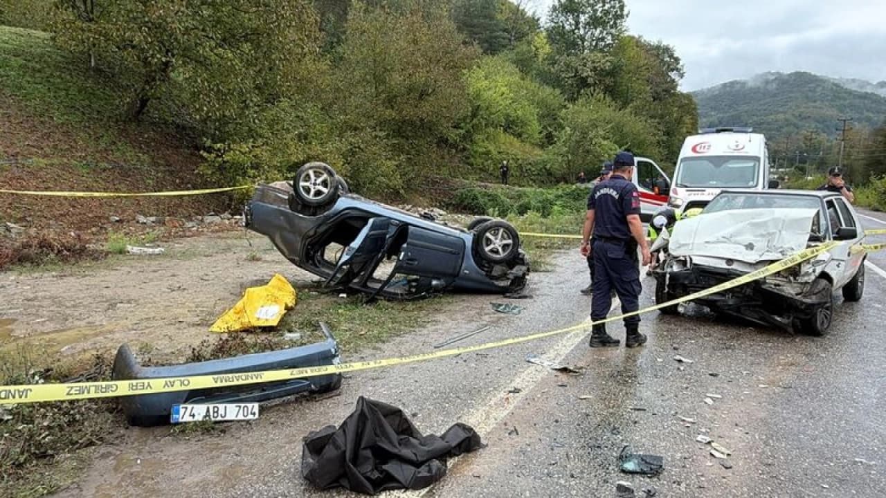 Ağabeyinin cenazesine giden Hüseyin Tekin feci kazada can verdi: 6 yaralı