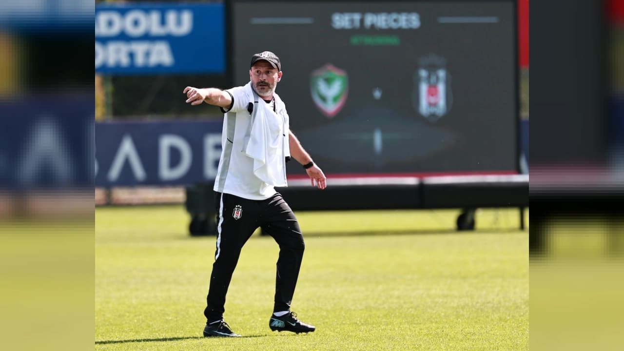 Beşiktaş'ta Vincenzo İtaliano'dan Kapsamlı Kadro Analizi: İdeal 11 Şekilleniyor