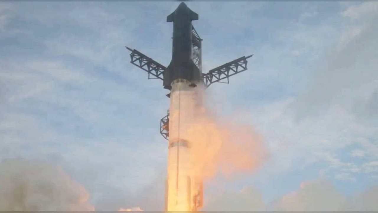 SpaceX Tarih Yazdı: Starship 14. Denemesinde İlk Kez Dünya Yörüngesine Ulaştı