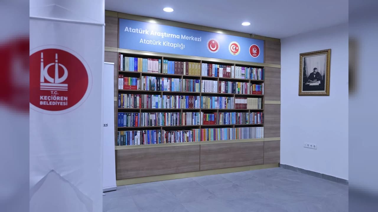 Atatürk Cumhuriyet Kulesi’nde Atatürk Kitaplığı Açıldı