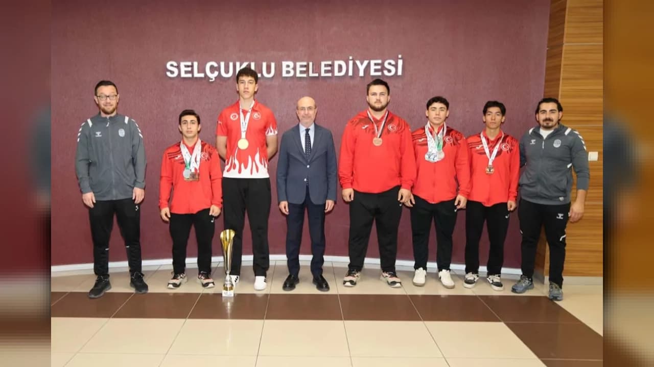 Selçuklu'dan Dünya ve Avrupa Arenasında Madalya Yağmuru: Başkan Pekyatırmacı Millileri Ağırladı