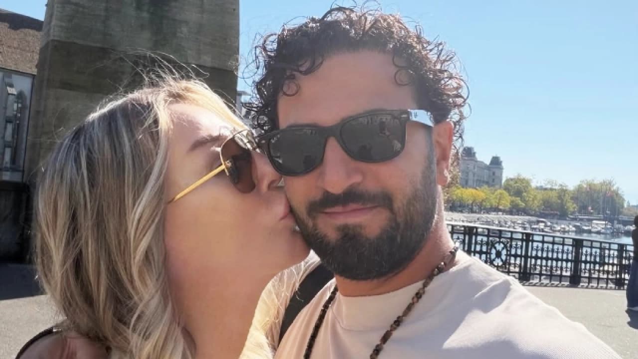 Seda Sayan ve Çağlar Ökten İsviçre'de Aşka Geldi: Zürih Sokaklarından Romantik Paylaşım