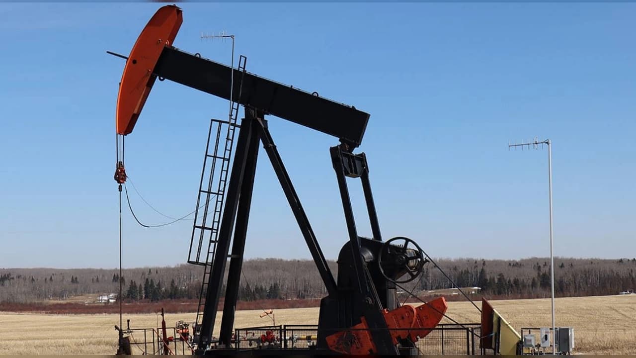 Brent Petrol Fiyatlarında Düşüş: ABD Stokları ve Üretim Verileri Etkili Oldu