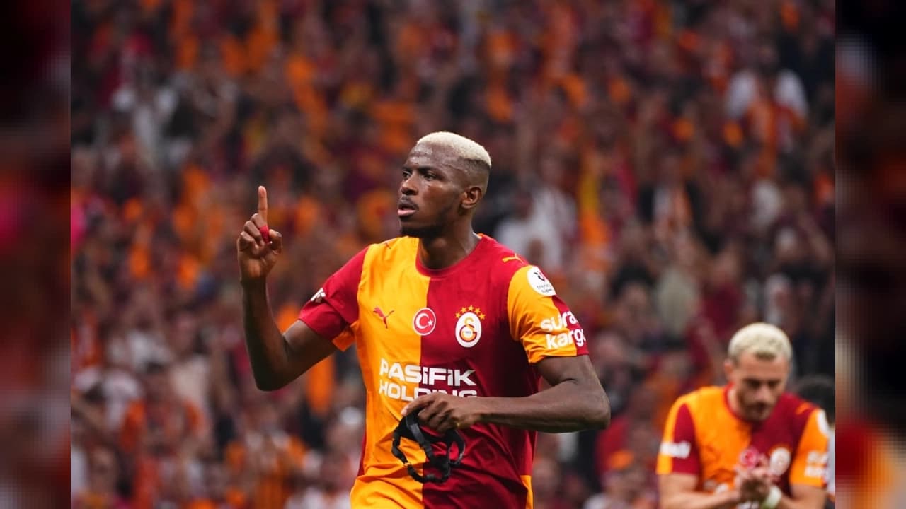 Galatasaray'da Victor Osimhen Gelişmesi: Barcelona Karşısında İlk 11'de Sahaya Çıkacak mı?
