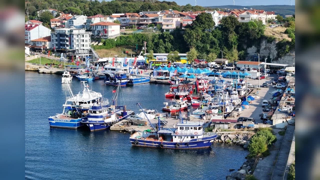 Kocaeli’de Balıkçılar Sezona "Vira Bismillah" Diyerek Başladı