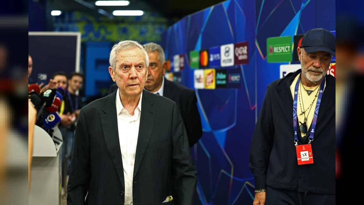 Fenerbahçe'de Ara Transfer Harekatı: Kadroda 2 Ayrılık ve 3 Yeni Takviye Gündemde