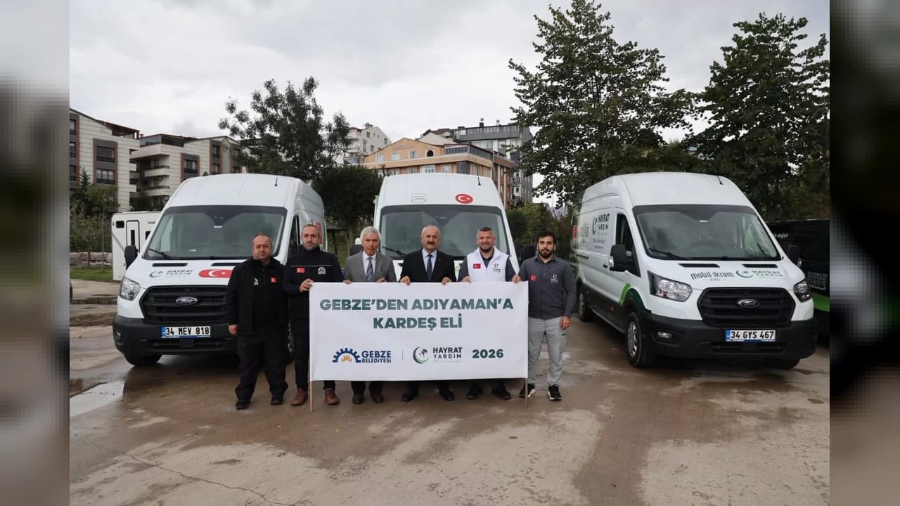 Gebze Belediyesi ve Hayrat Derneği’nden Adıyaman’daki Öğrencilere Yardım Desteği