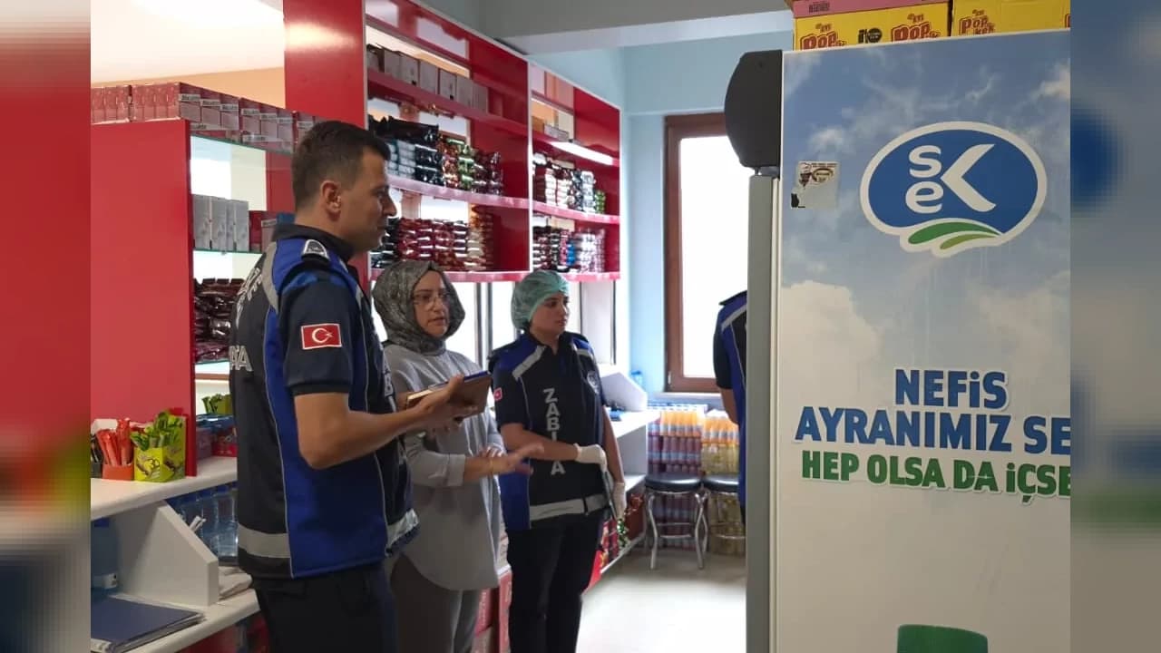Gebze'de Okul Kantinlerine Sıkı Denetim: Zabıta Hijyen ve Fiyatları Kontrol Etti