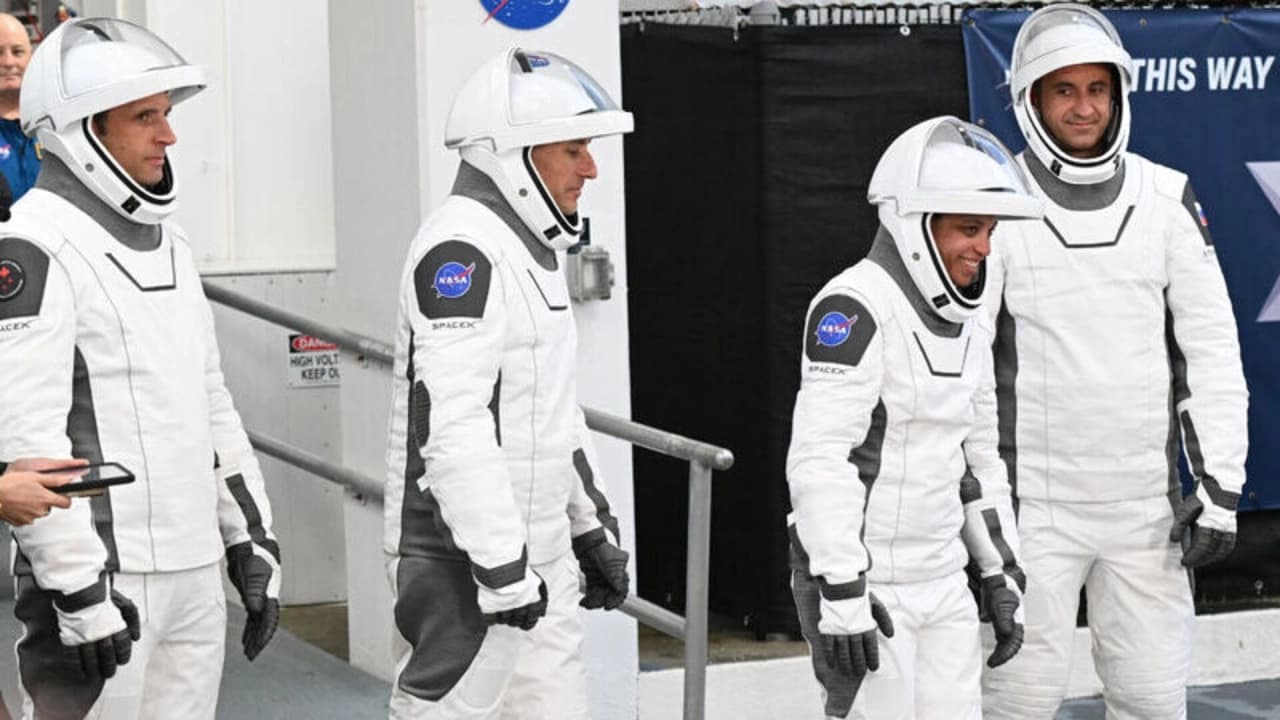 NASA ve SpaceX Crew-13 Görevini Başlattı: 4 Kişilik Mürettebat ISS Yolunda
