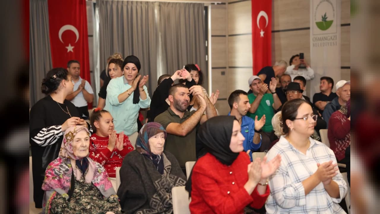Osmangazi Belediyesi'nden Dünya Yaşlılar Günü'nde BAREM sakinlerine özel kutlama