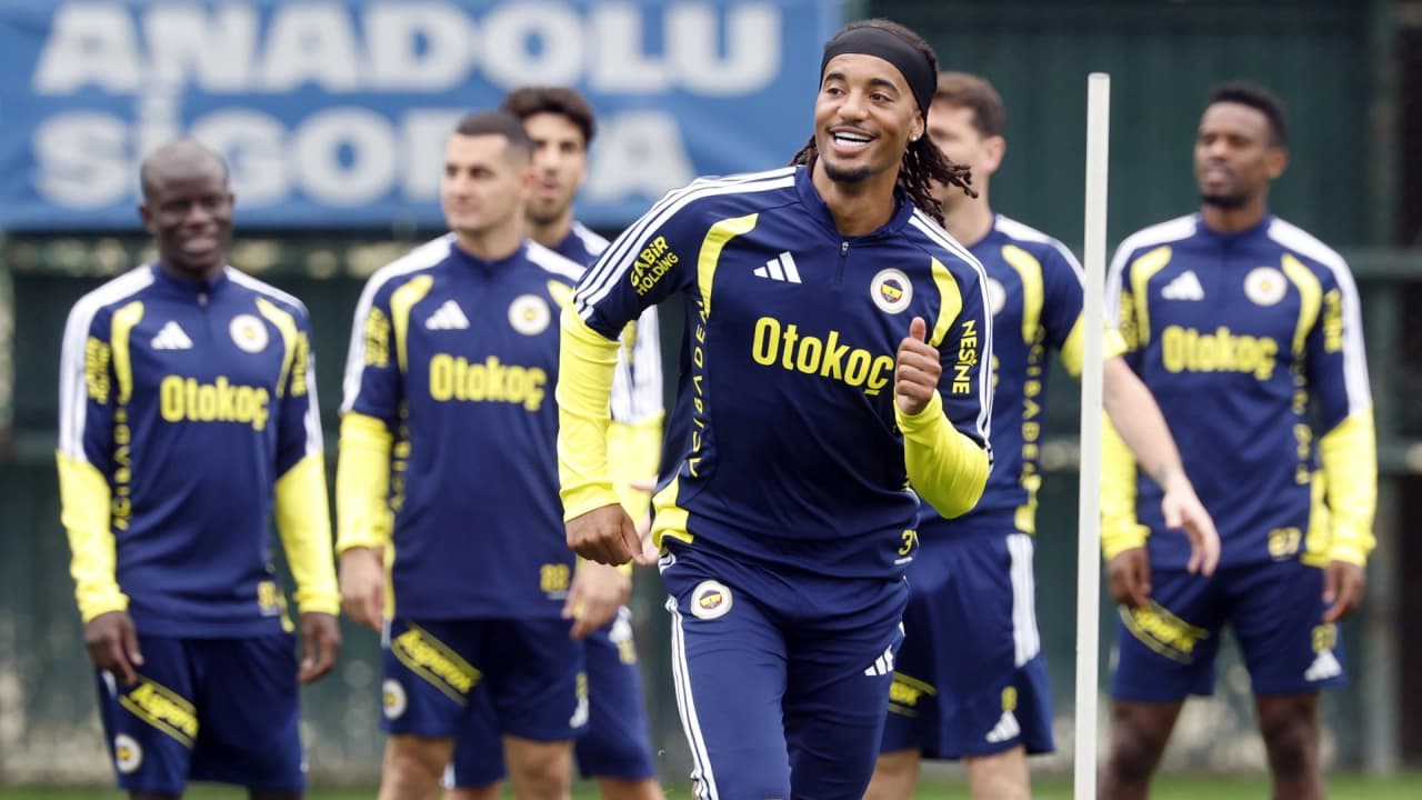 Fenerbahçe'de Çaykur Rizespor Maçı Hazırlıkları Sürüyor: Sıradaki Durak Azerbaycan