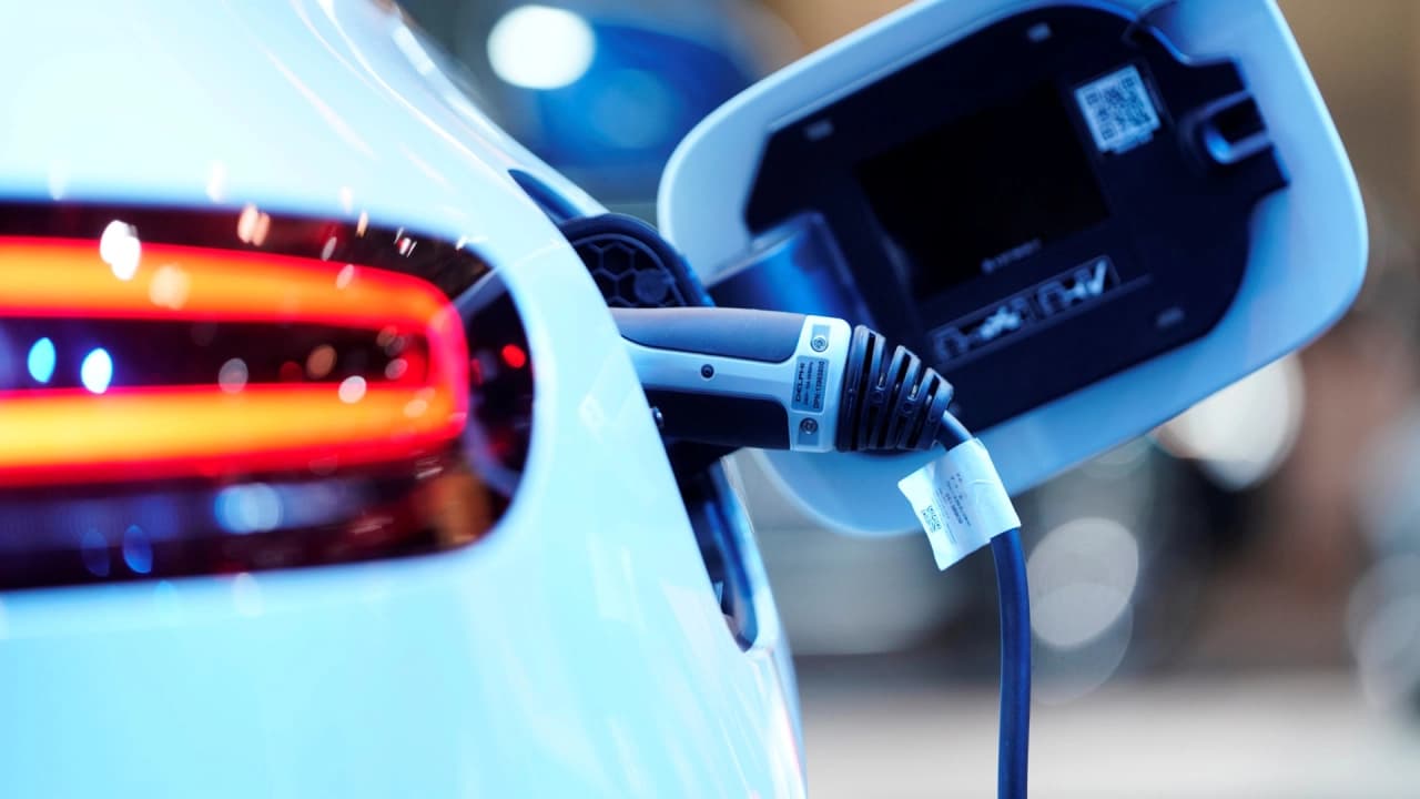 Garanti BBVA Direktörü Öztopçu’dan OtoSpor’da Elektrikli Araç ve Teşvik Çağrısı