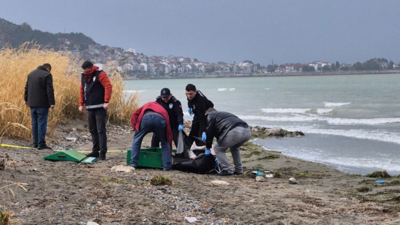 Isparta Eğirdir Gölü Kıyısında Erkek Cansız Bedeni Bulundu