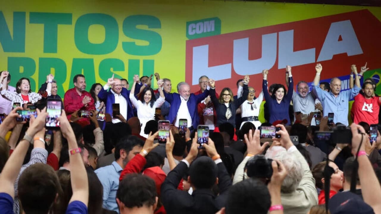 Brezilya Seçimlerinde İkinci Tur: Flavio Bolsonaro ve Lula da Silva 25 Ekim'de Karşılaşacak