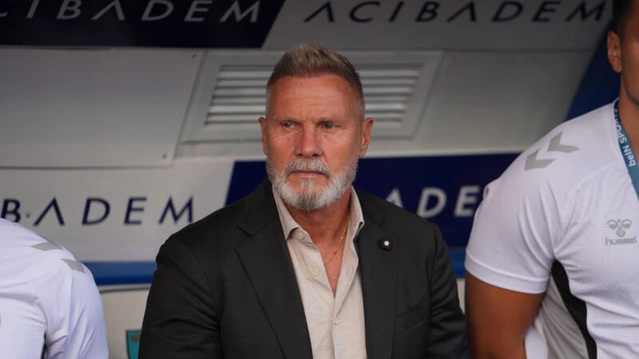 Samsunspor Teknik Direktörü Fink'ten Trabzonspor Maçı Öncesi Mesaj: "Bir Şehir Bir Şehre Karşı