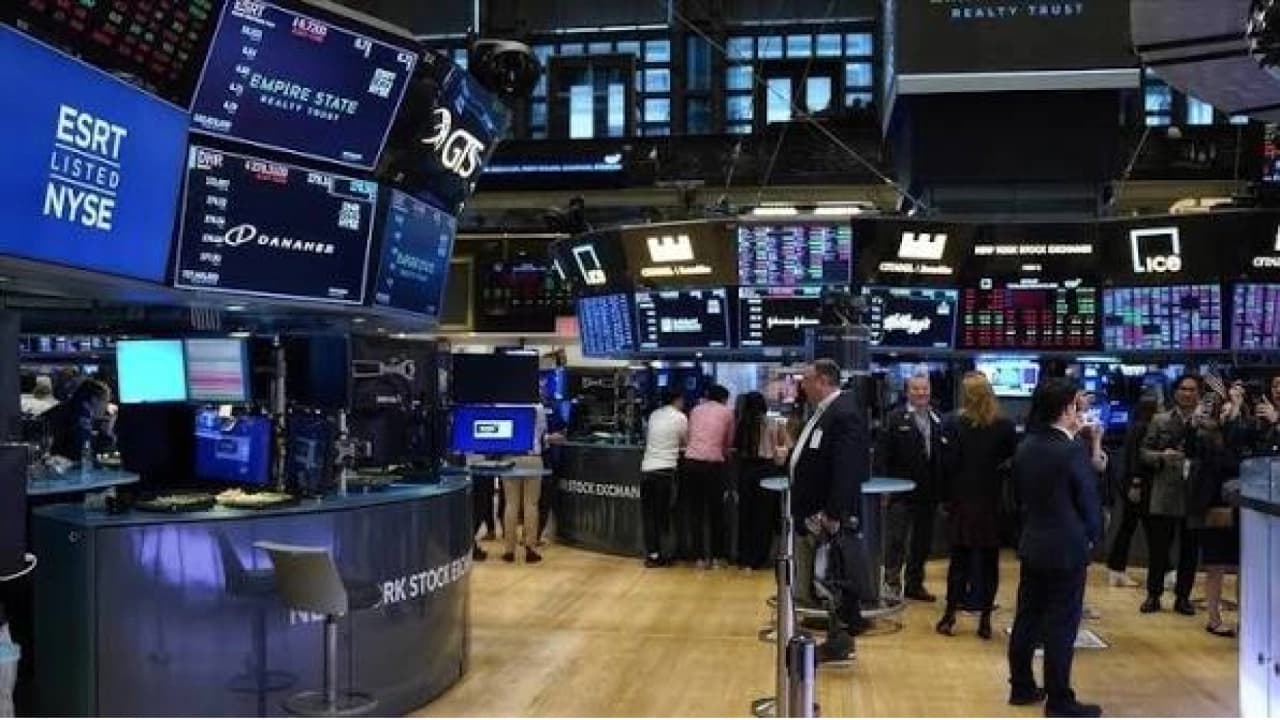 Borsa İstanbul güne yükselişle başlarken küresel piyasalarda yapay zeka iyimserliği öne çıkıyor